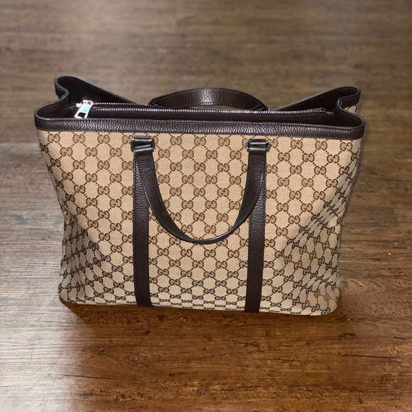 Gucci GG Guccissima Pattern Travel Tote - Picture 2 of 8